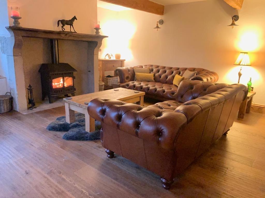 5 Star Cottage On The Green With Log Burner - Dog Friendly Austwick Zewnętrze zdjęcie