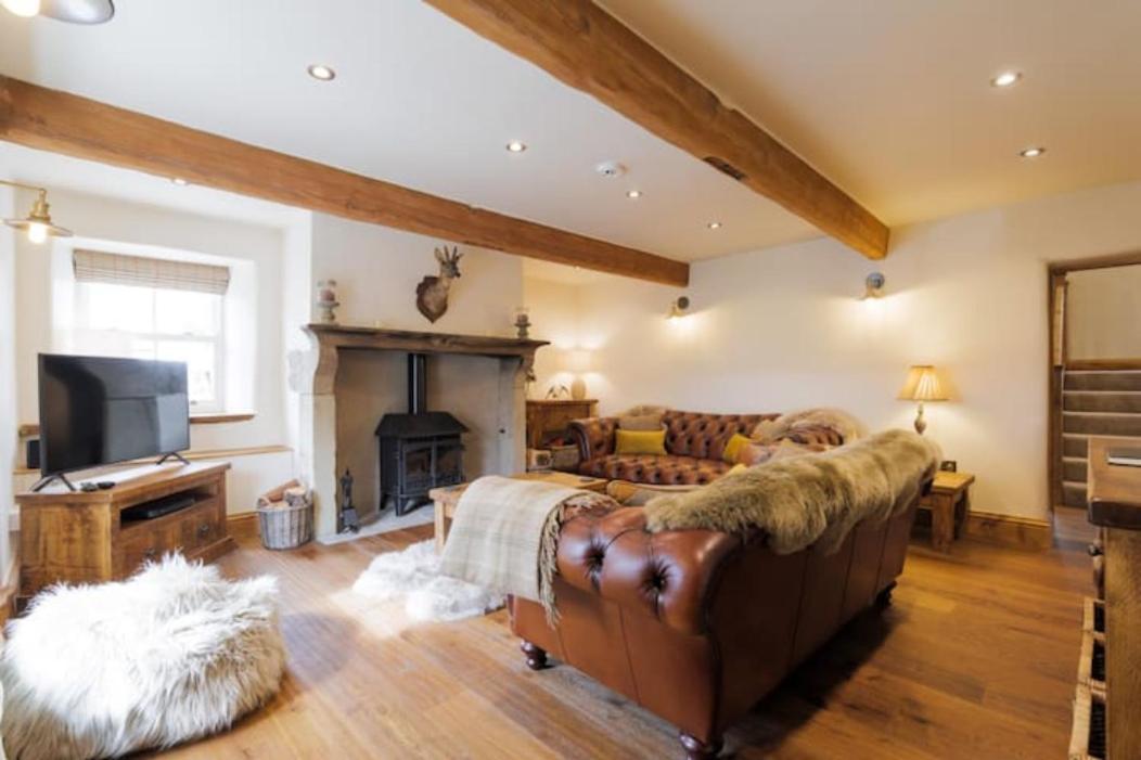 5 Star Cottage On The Green With Log Burner - Dog Friendly Austwick Zewnętrze zdjęcie