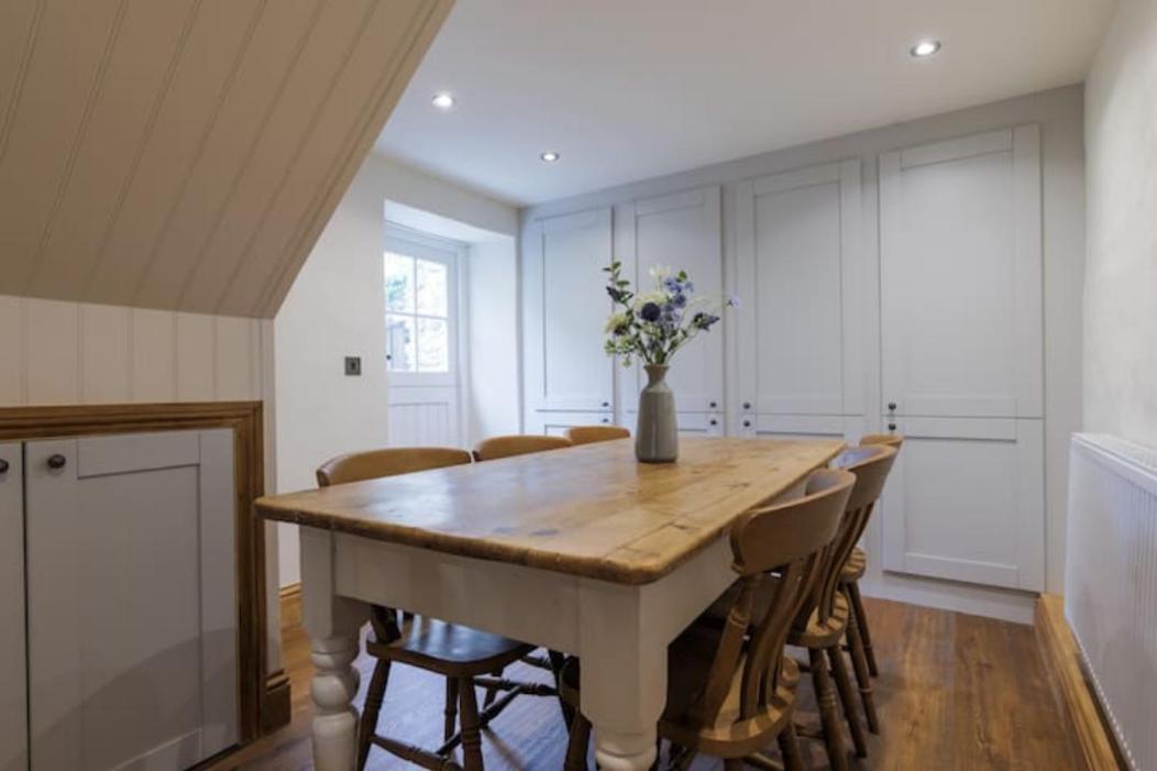 5 Star Cottage On The Green With Log Burner - Dog Friendly Austwick Zewnętrze zdjęcie