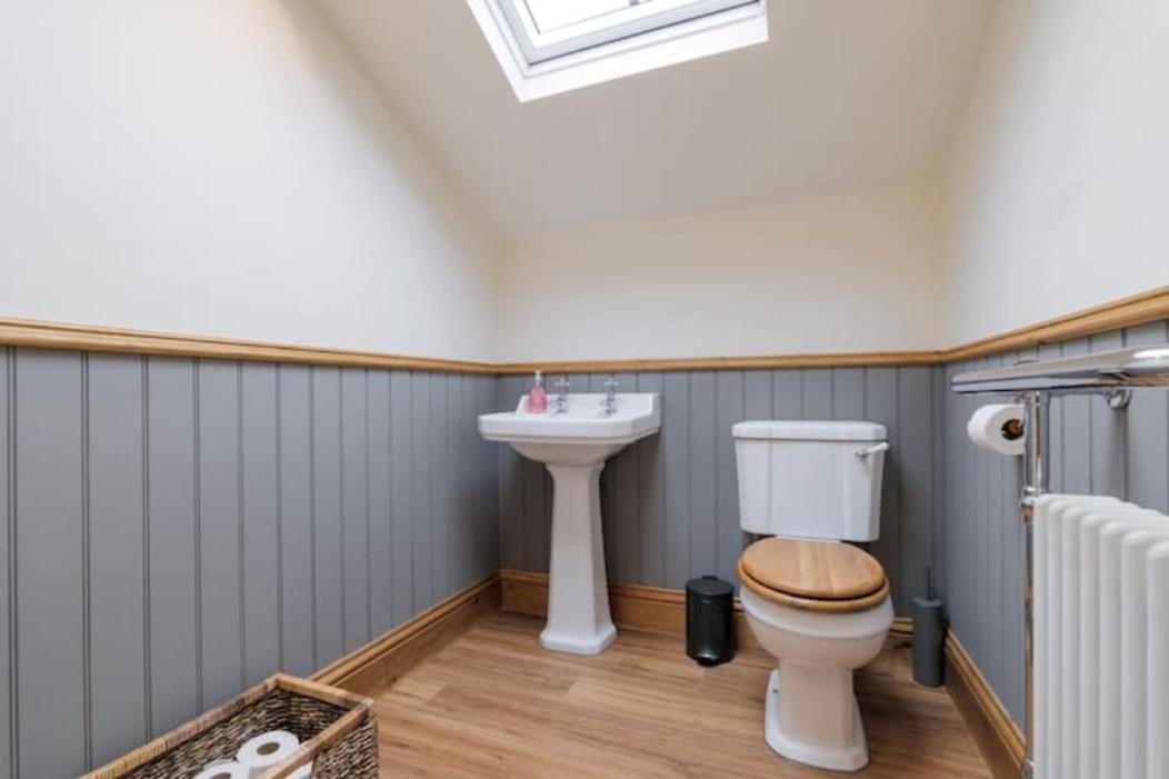 5 Star Cottage On The Green With Log Burner - Dog Friendly Austwick Zewnętrze zdjęcie