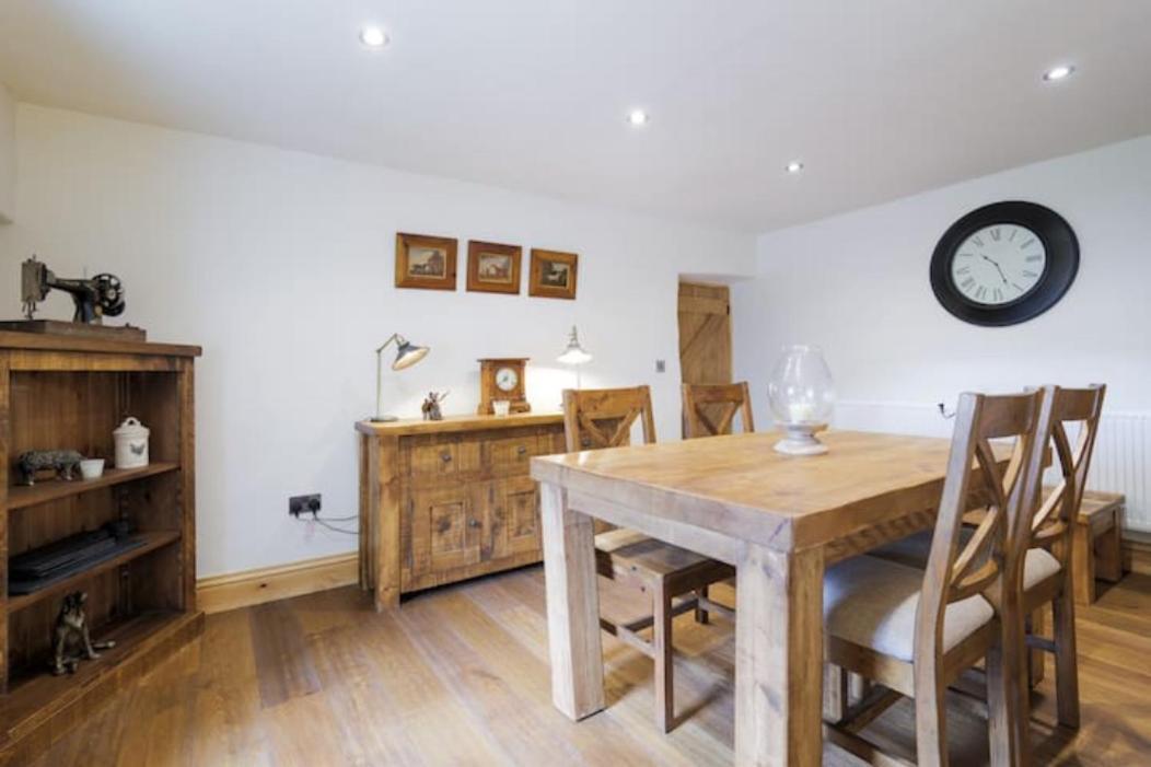5 Star Cottage On The Green With Log Burner - Dog Friendly Austwick Zewnętrze zdjęcie