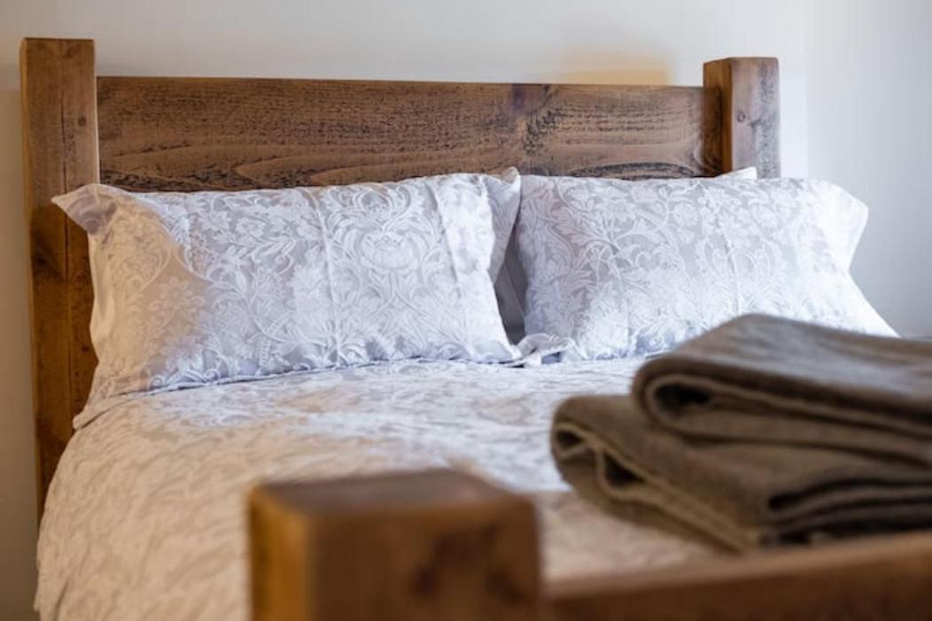 5 Star Cottage On The Green With Log Burner - Dog Friendly Austwick Zewnętrze zdjęcie