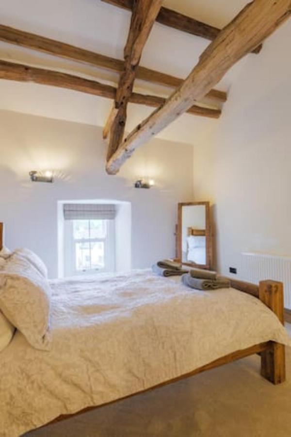 5 Star Cottage On The Green With Log Burner - Dog Friendly Austwick Zewnętrze zdjęcie