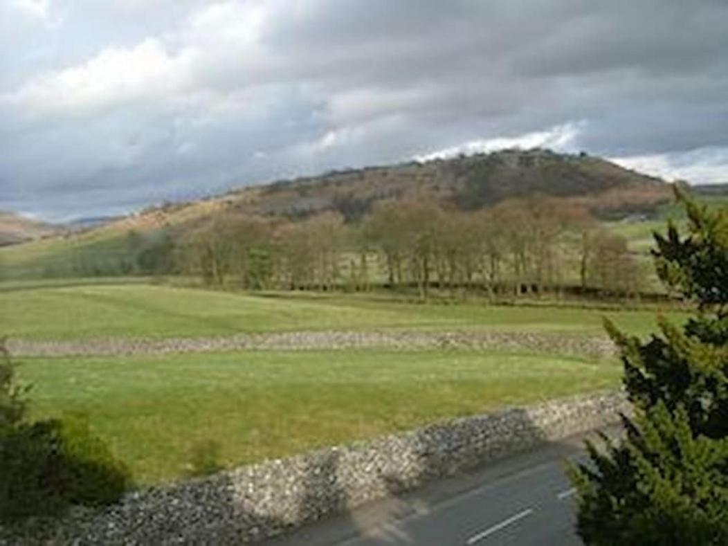 5 Star Cottage On The Green With Log Burner - Dog Friendly Austwick Zewnętrze zdjęcie